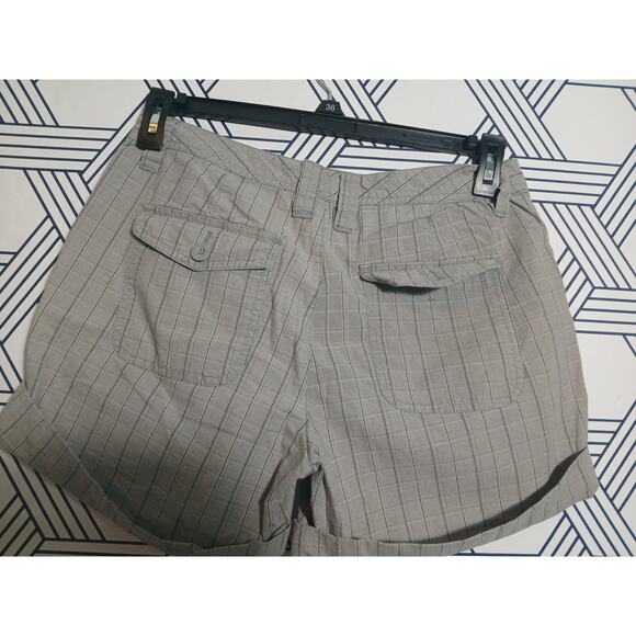 Womens Calvin Klein shorts size 6 - Picture 2 of 4